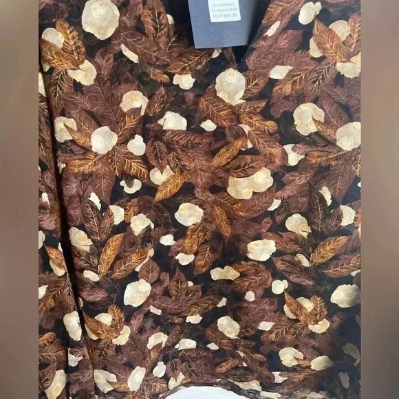 5/$25 BUNDLE SALE!! Marc New York NWT Brown & Cream Satin Floral Leaf Blouse - Picture 4 of 7